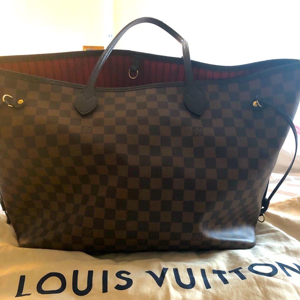 Louis Vuitton Neverfull GM bag